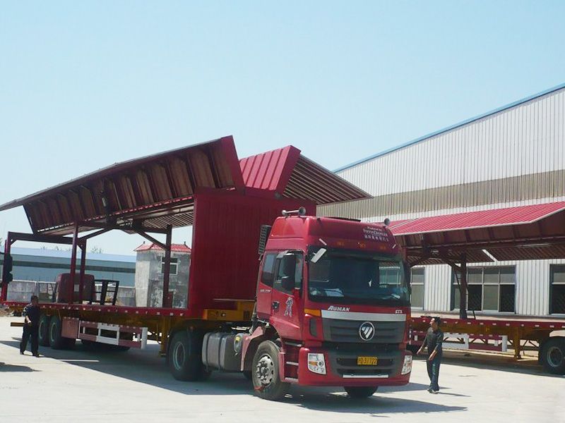 飛翼式運(yùn)輸半掛車(chē)